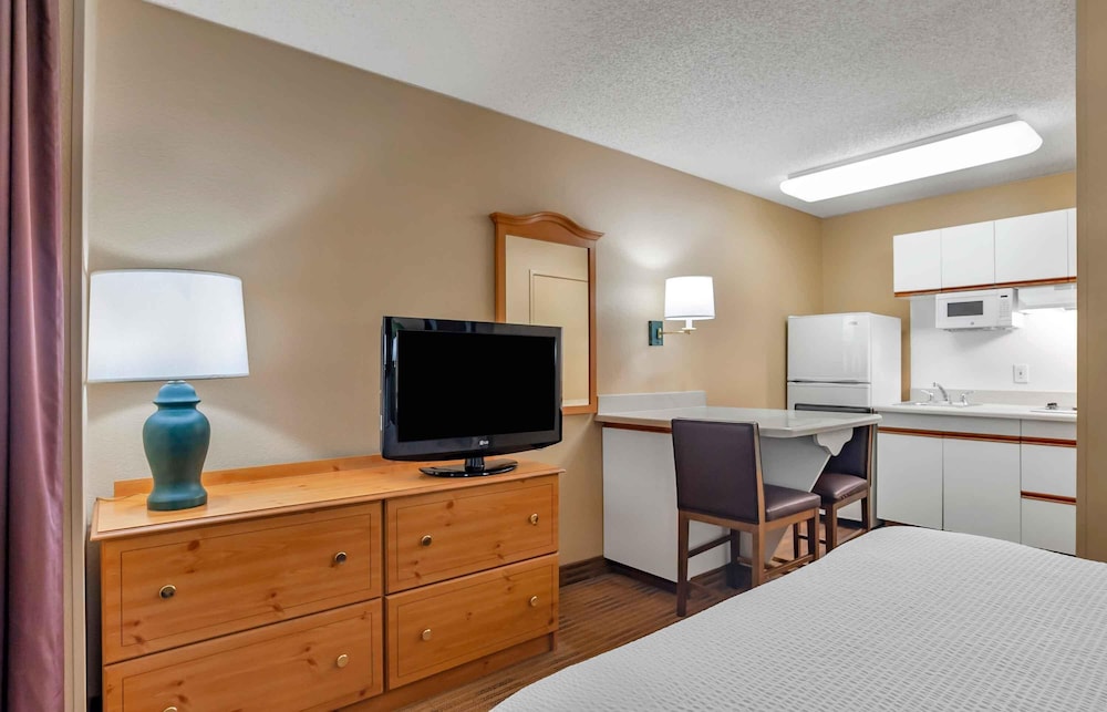 Extended Stay America San Diego - Sorrento Mesa 49/59