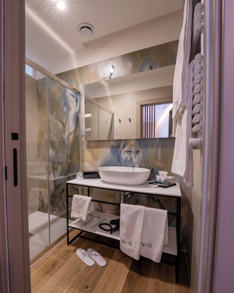 Nap Luxury Guest House 49/50