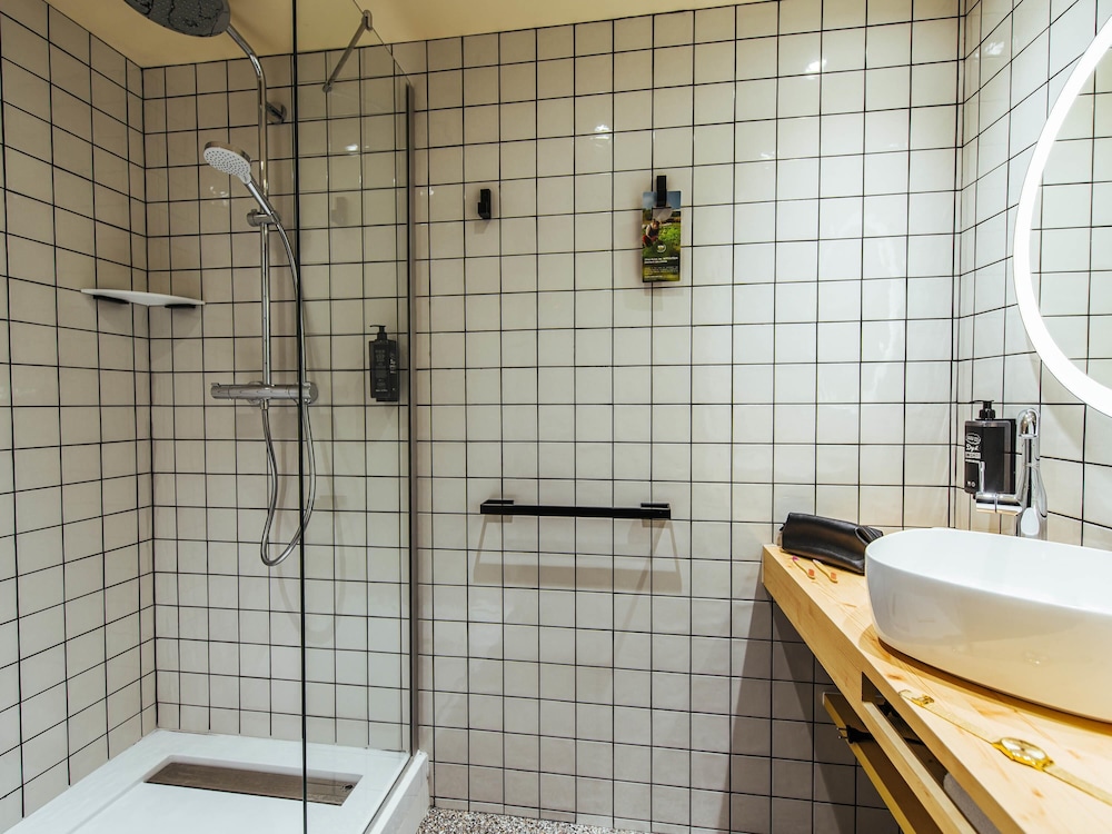 ibis Styles Rouen Centre Rive Gauche 66/67