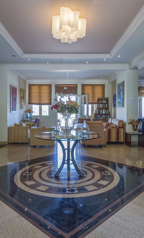 Sea View Resorts and Spa 48/55