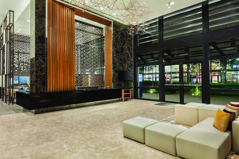HYATT HOUSE KUALA LUMPUR, MONT KIARA 9/65
