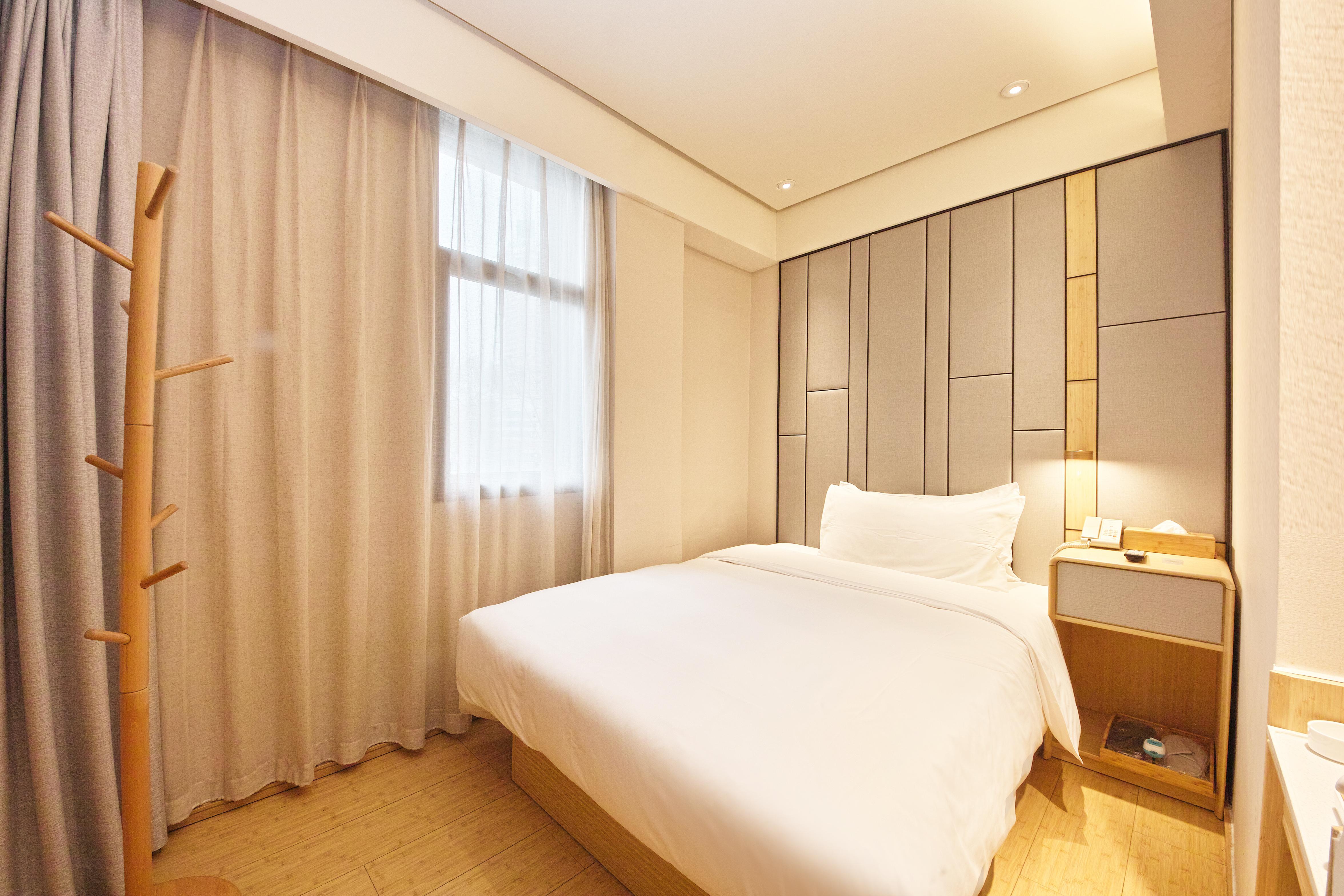 Ji Hotel (Hefei Huaihe Road Pedestrian Street) 14/46