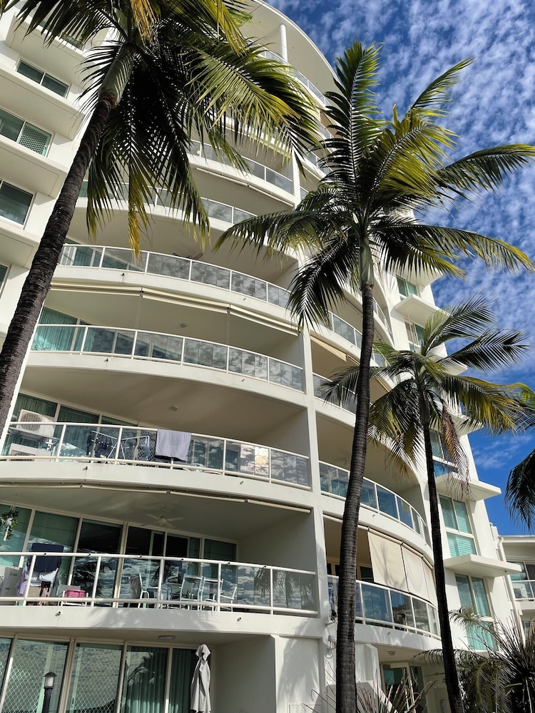 MARINERS NORTH HOLIDAY APARTMENTS 2/77