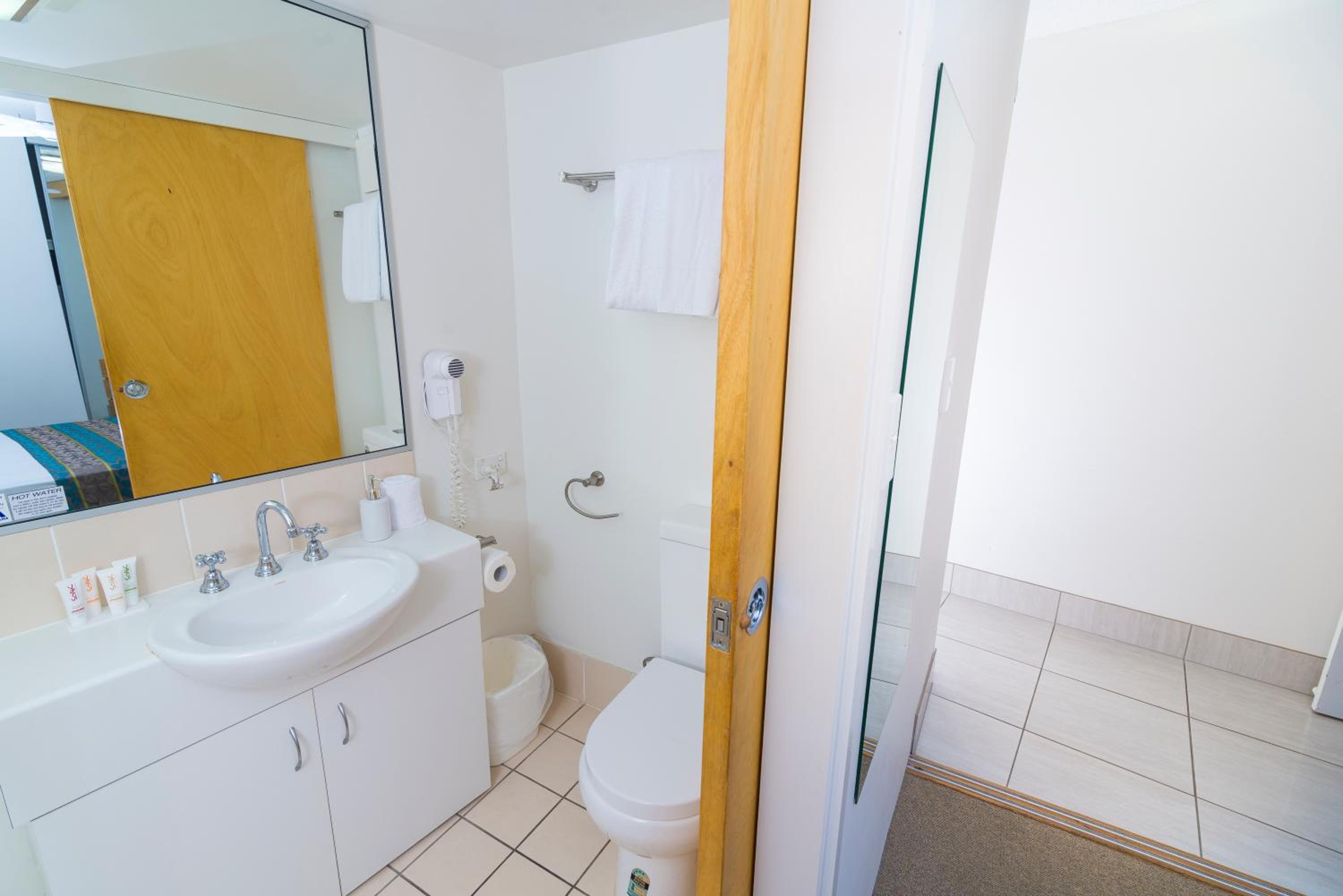 1 Bedroom, Budget, Apartment