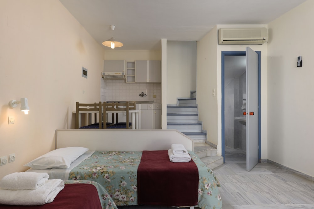 Ariadne Hotel 23/30