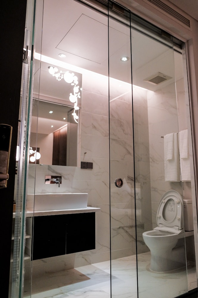 Signature Boutique Hotel 45/50