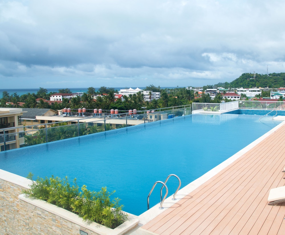 Azalea Hotels & Residences Boracay 26/46