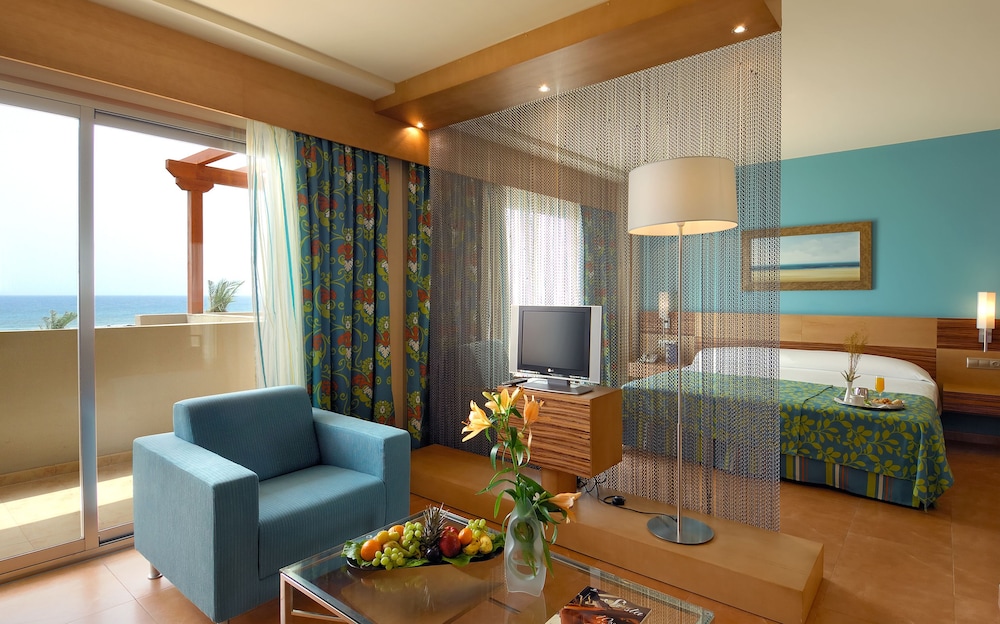 Elba Carlota Beach & Convention Resort 46/72