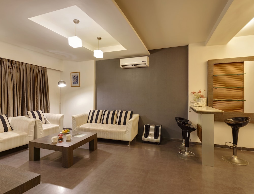 Citrus Hotels Kolhapur 13/25