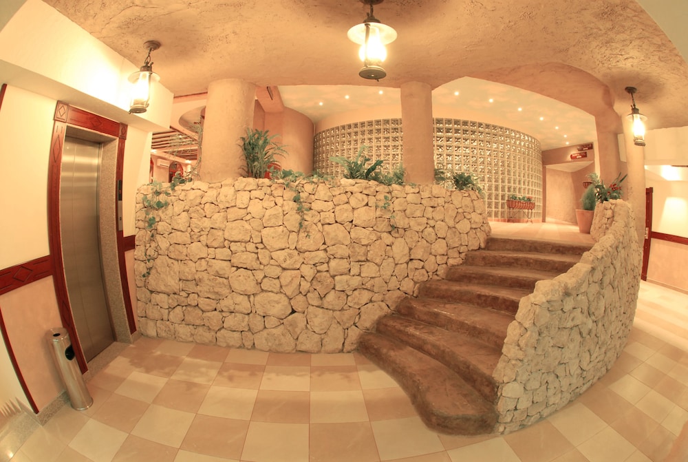 Al Liwan Suites Doha 7/67