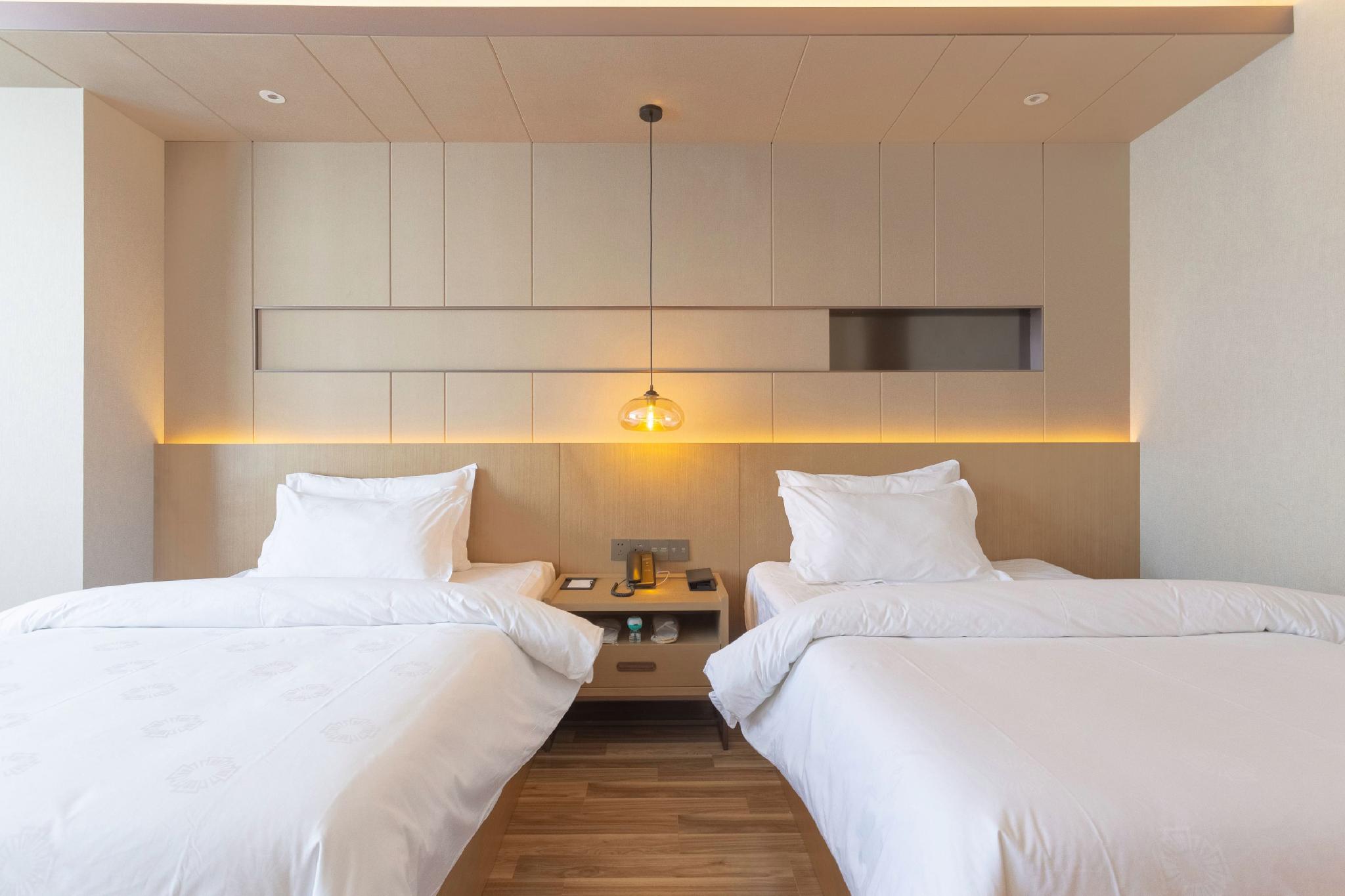Elegant, Twin Beds