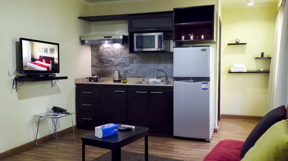 Newcity Suites Apartments 40/50