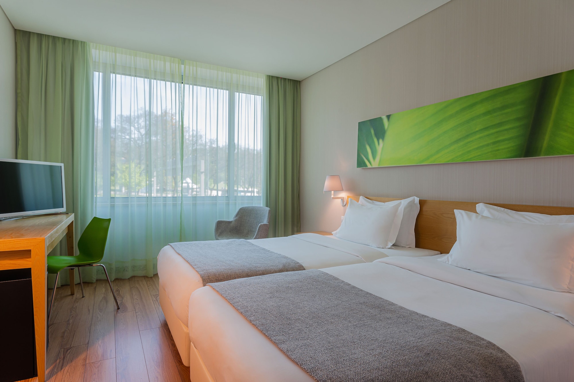 Comfort, Twin Beds