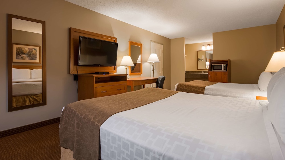 Surestay Plus Hotel By Best Western Salmon Arm 7/32