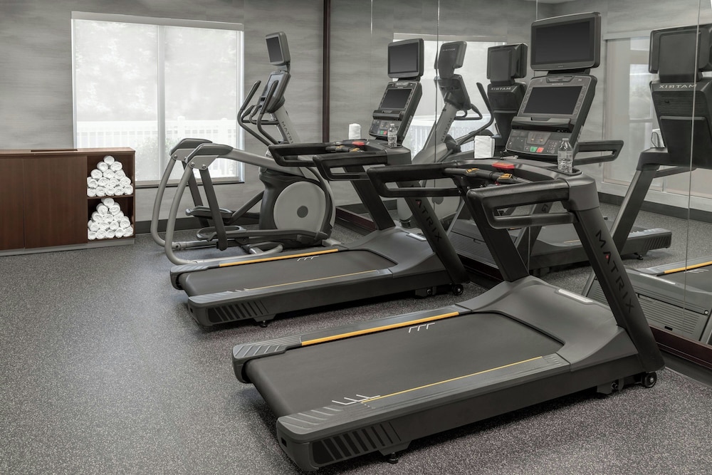 Fairfield Inn Suites Calhoun 24/47