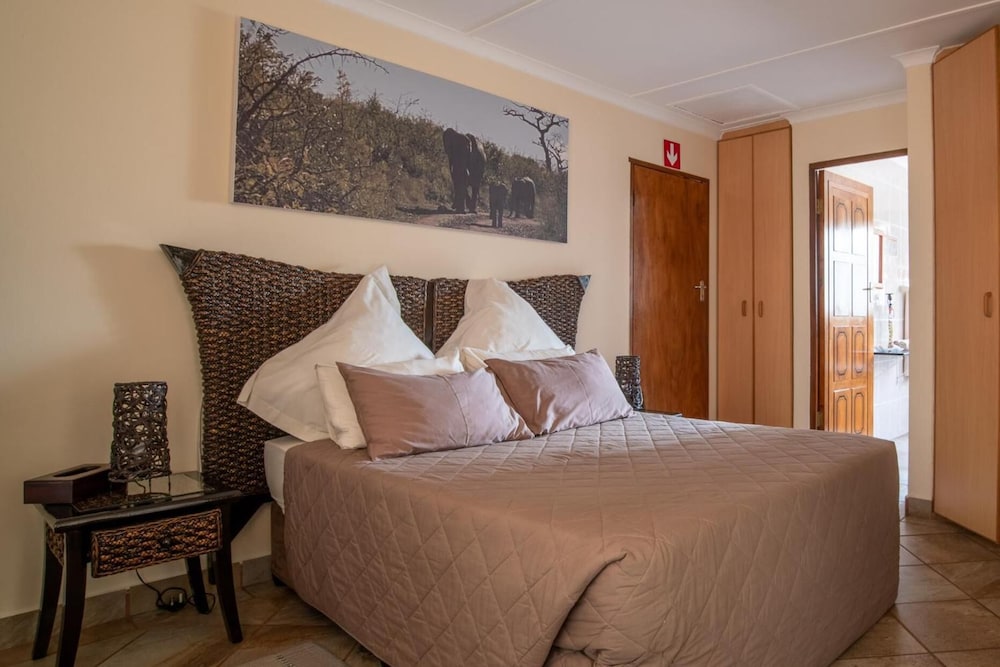 Elephant Coast Guest House 13/50