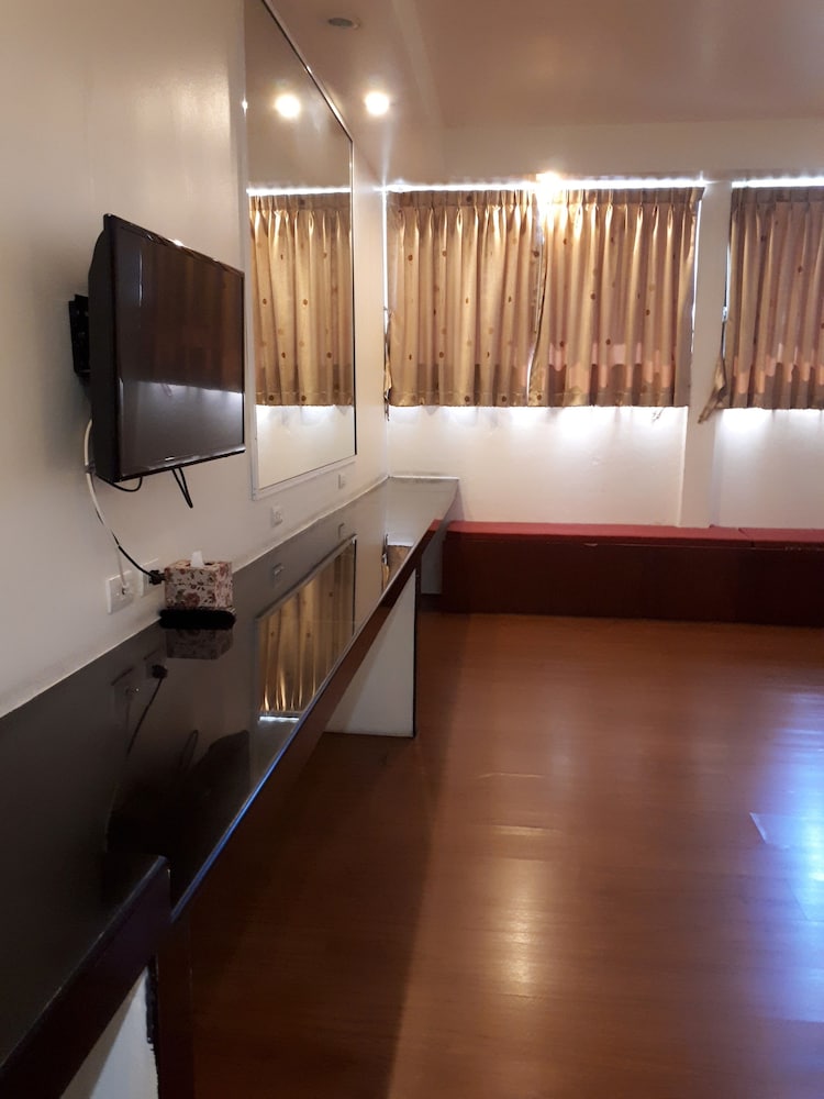 At Sea Residence 30/50