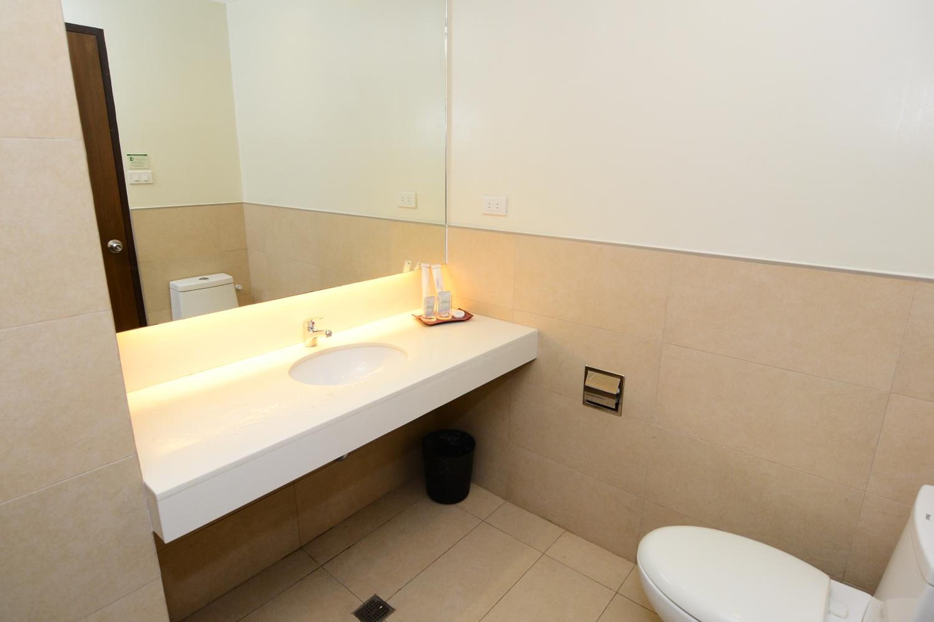 Ever O Business Hotel 24/24