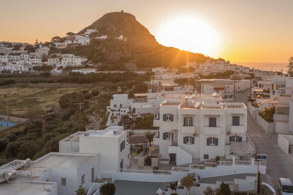 Vivere a Plakes Milos 1/54