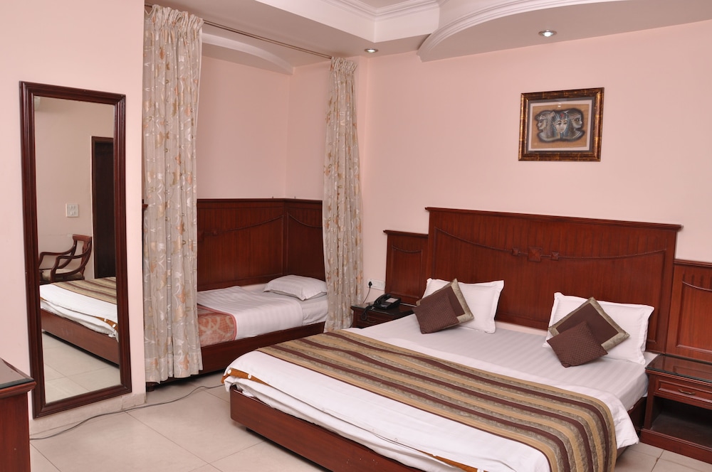 Hotel Legend International 25/58