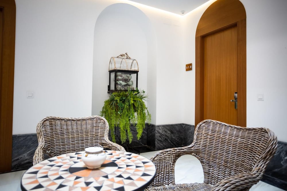 Plazuela del Carbon Suites 46/57