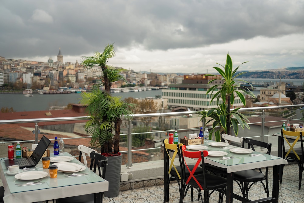Golden Horn Park Hotel 39/49