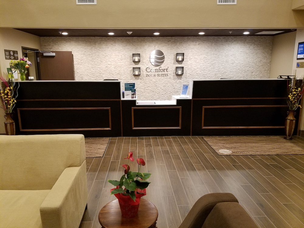 Comfort Inn and Suites Vernal National Monument Area 8/42