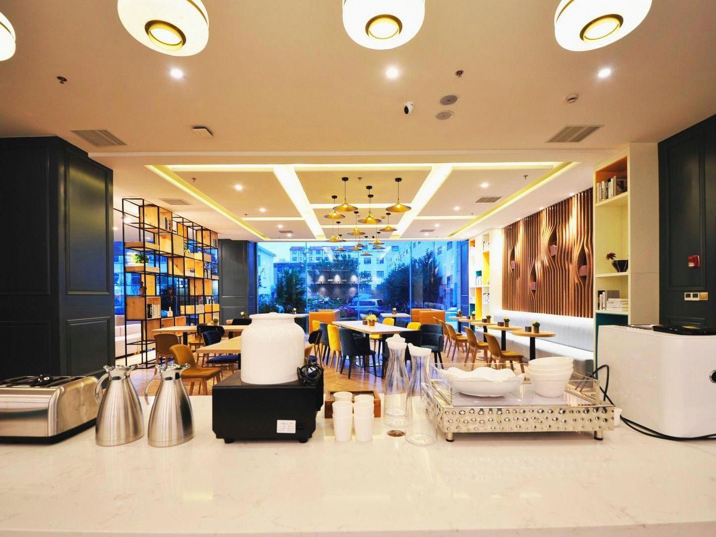 Magnotel (Wulian Jiefang Road) 52/60
