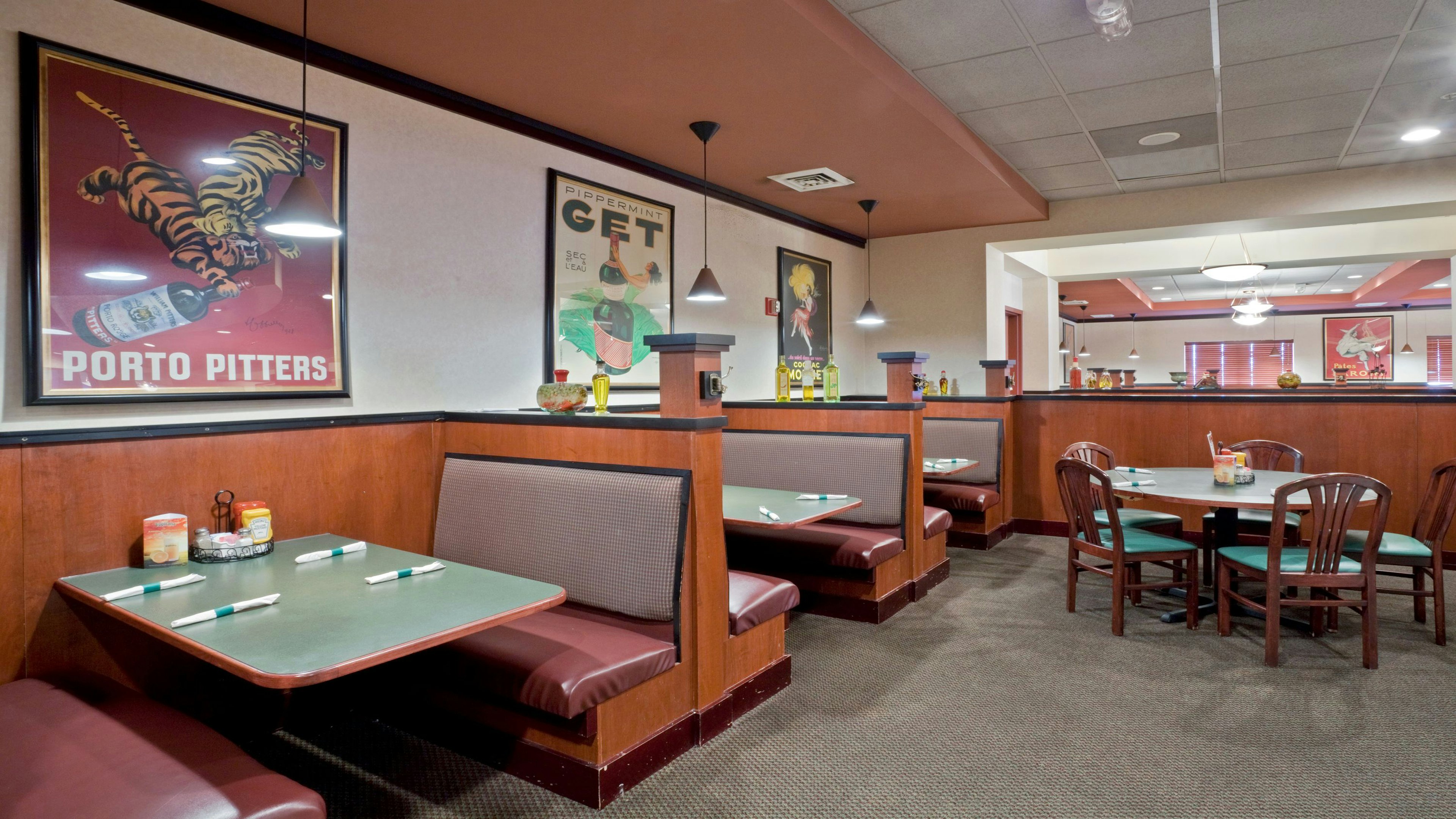 Holiday Inn Hotel And Suites Overland Park West 58/78