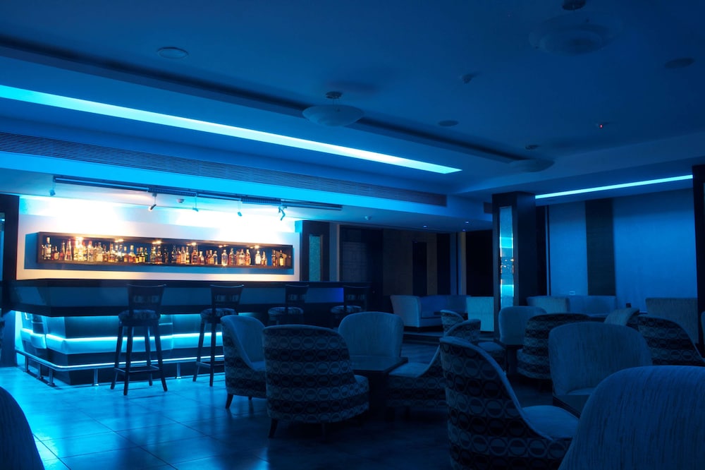 Hotel Legend Sarovar Portico 14/28