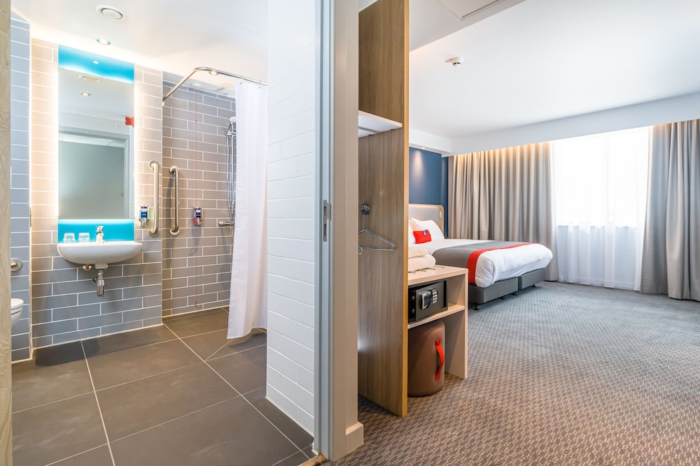 Holiday Inn Express Bodmin - Victoria Junction 27/80