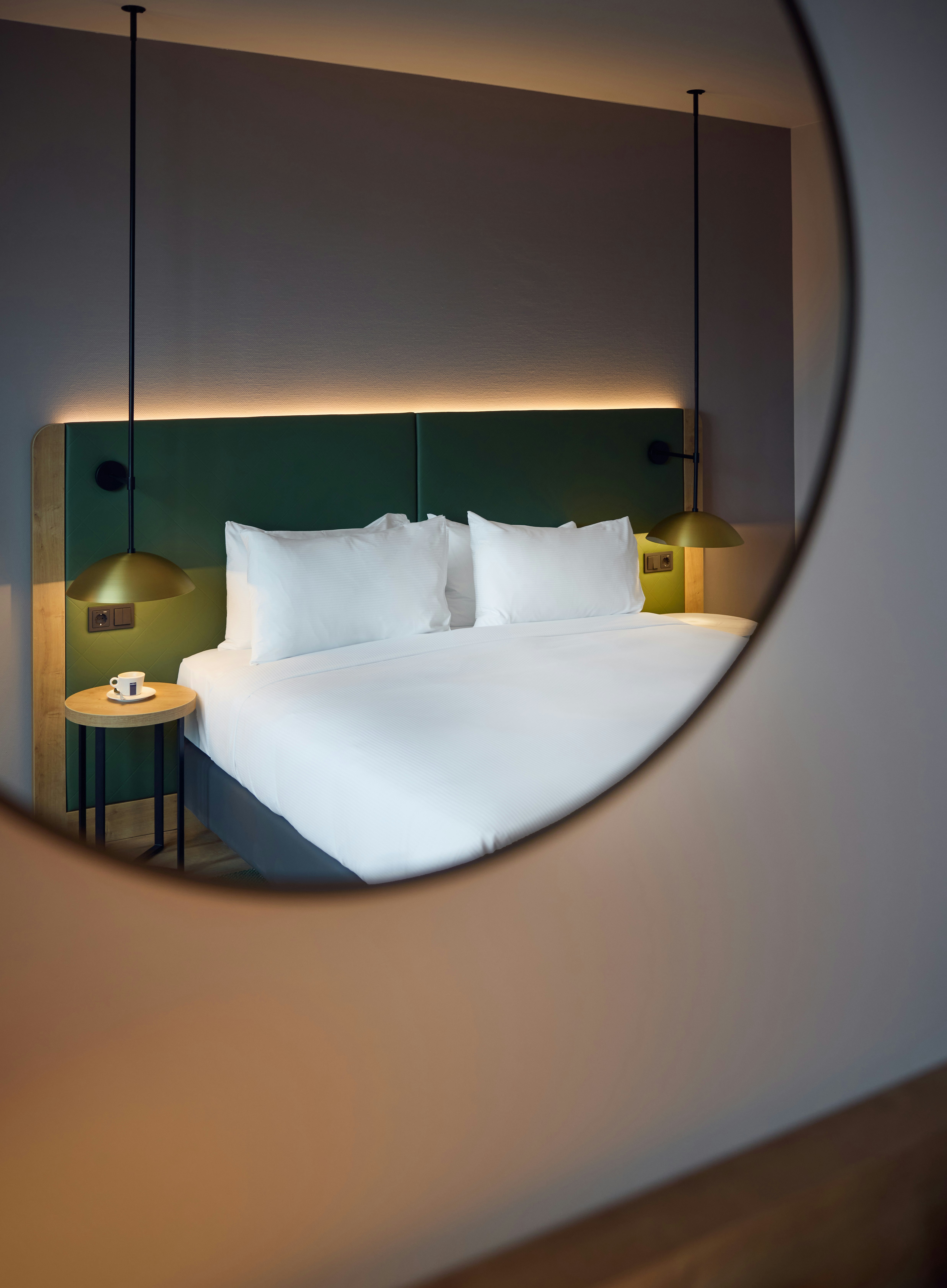 Deluxe, King Bed