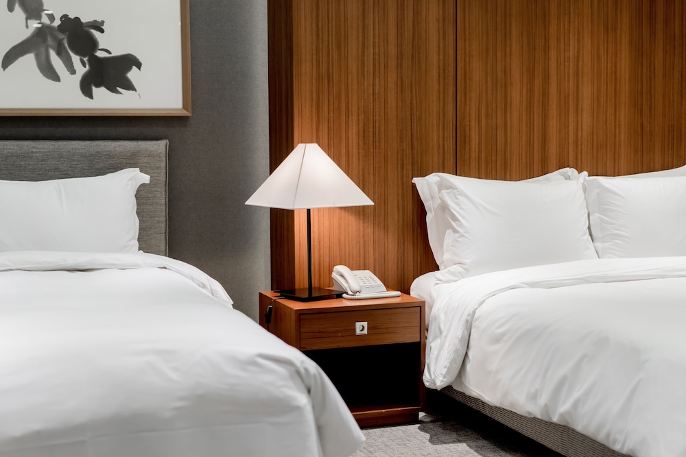 ORIENS HOTEL AND RESIDENCES photo4