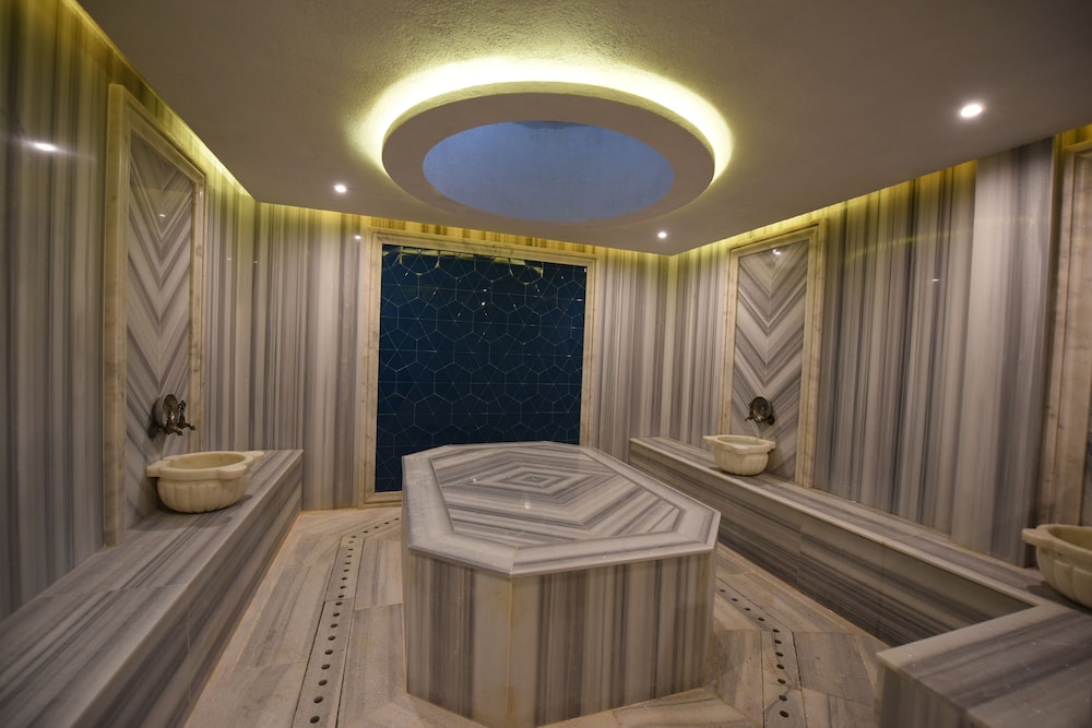 Herakles Thermal Hotel 30/57