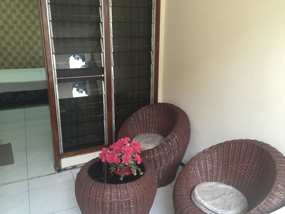 Palapa Hotel 36/50