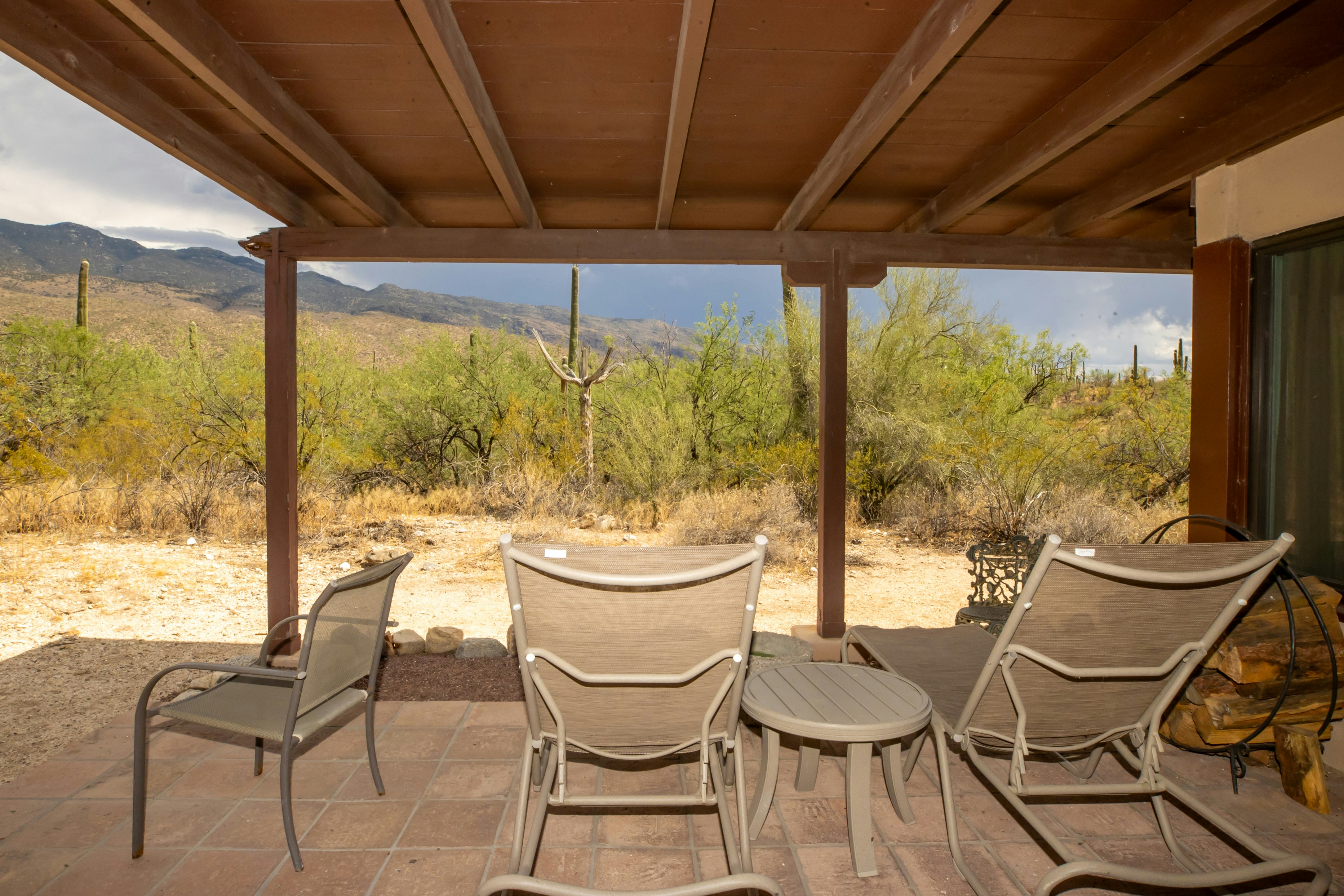Tanque Verde Ranch 63/76