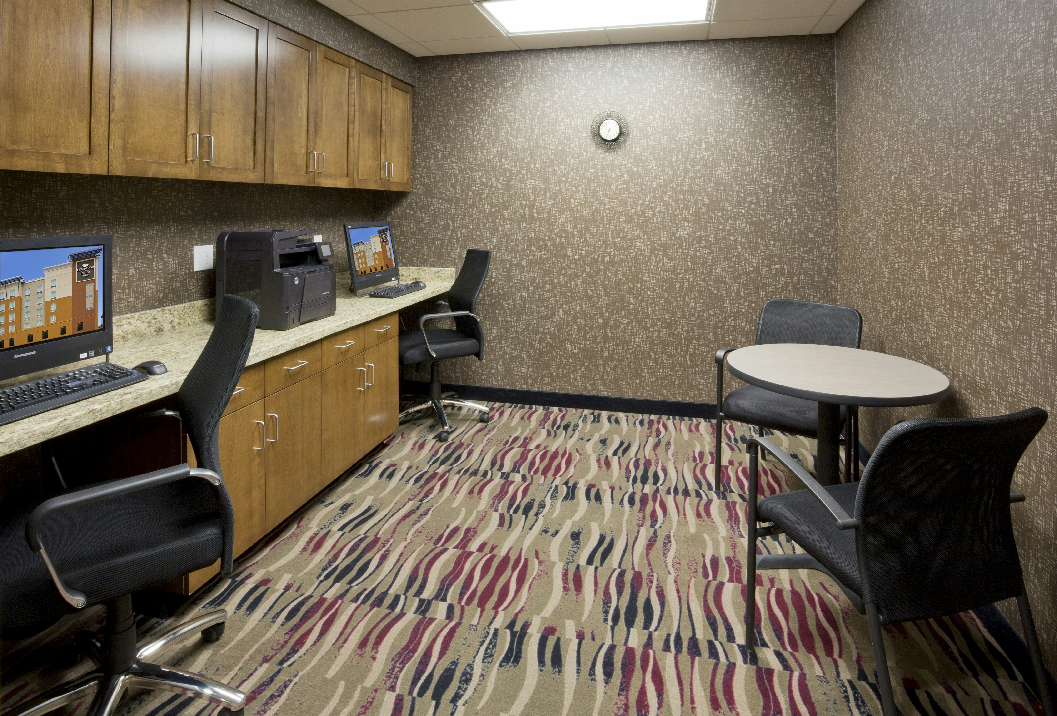 Homewood Suites By Hilton Rochester Mayo Clinic Area Saint Marys 16/17