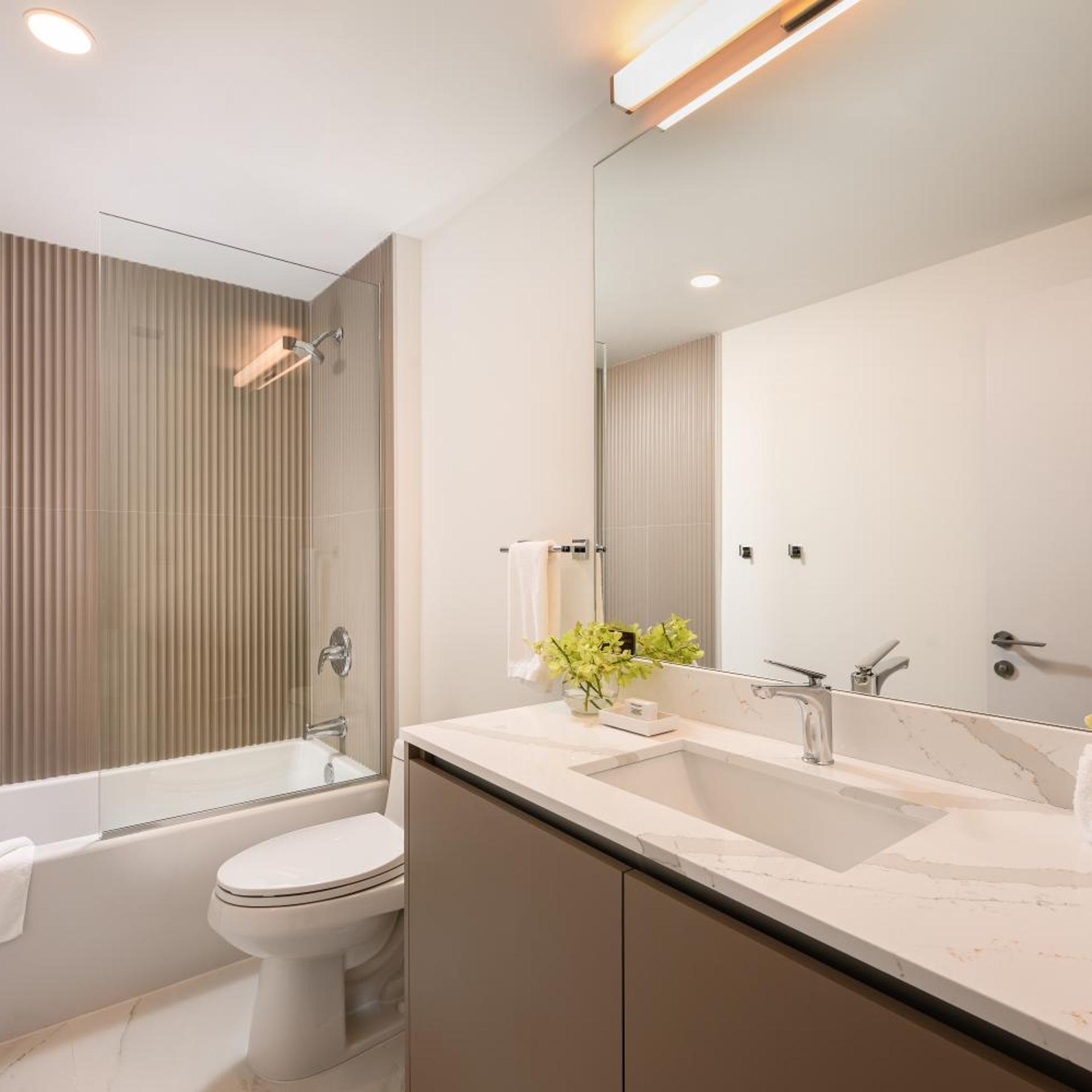 Sense28 Edgewater, an AvantStay Hotel 48/49