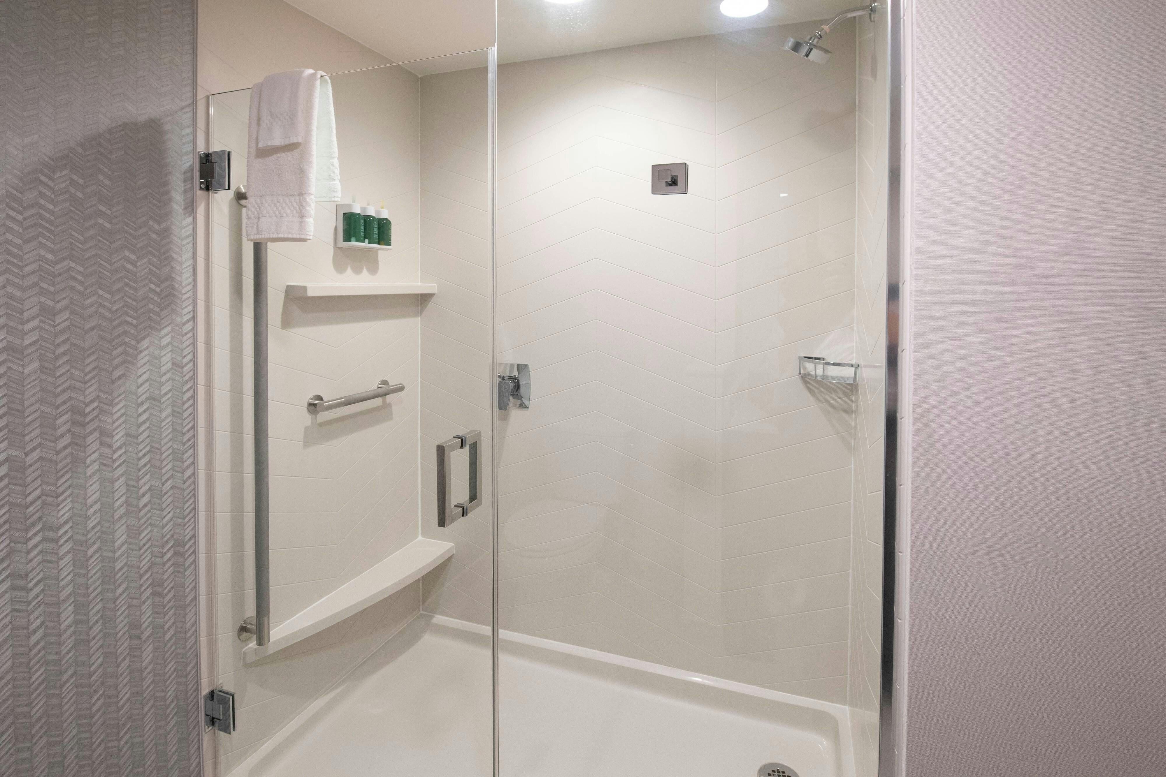 غرفة بسرير كينج، Fairfield By Marriott Edmonton International Airport 14/14