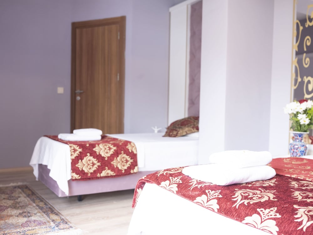 The Zanadu Istanbul 34/59