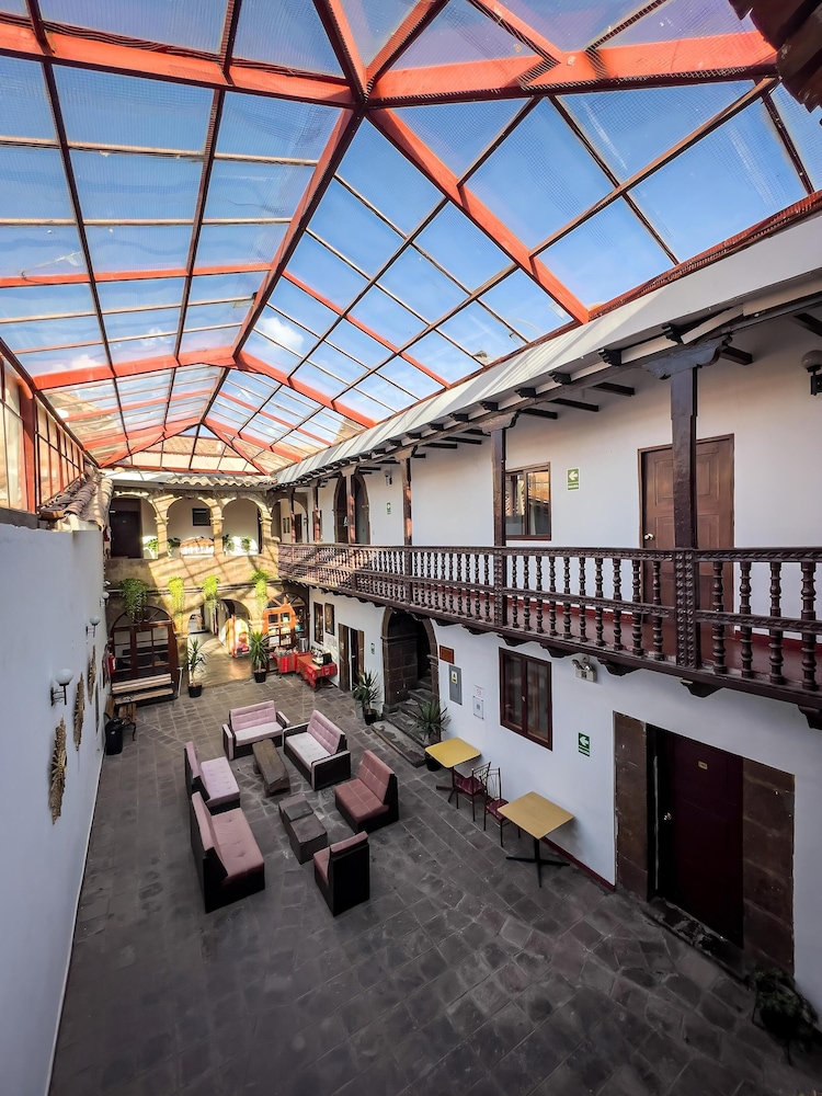 Cusco Plaza Saphi 70/75