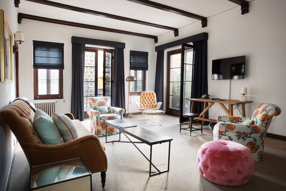 Palihouse Santa Monica 40/63