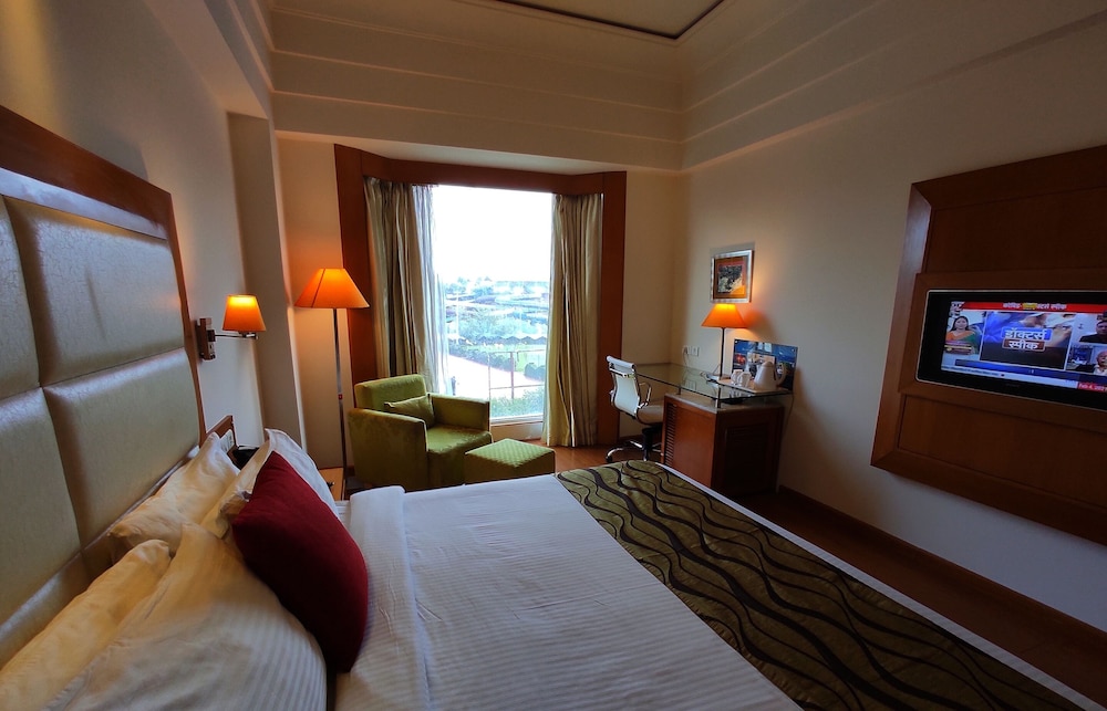 AMBROSIA SAROVAR PORTICO 8/50
