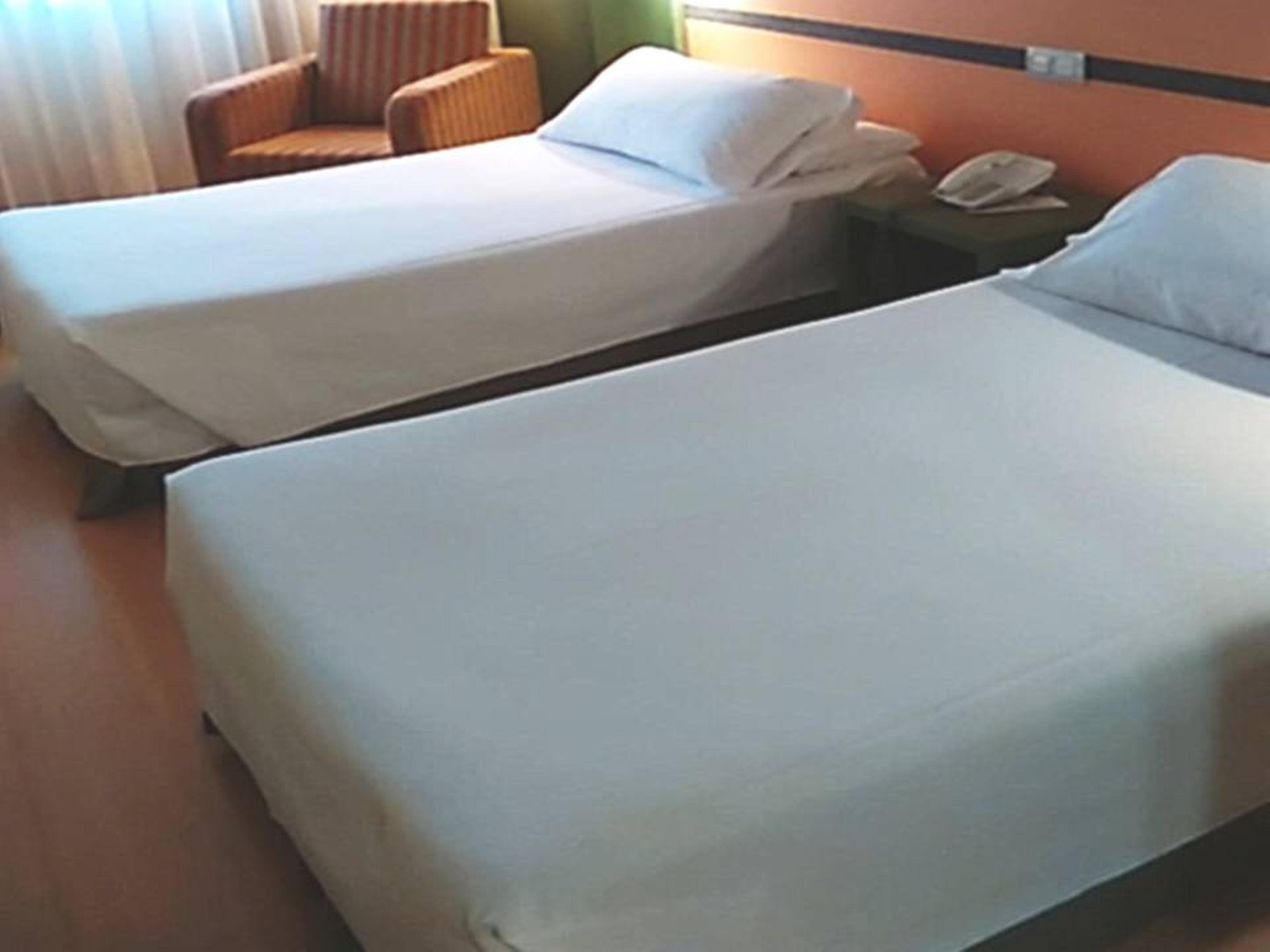 Room, Single, 2 Beds