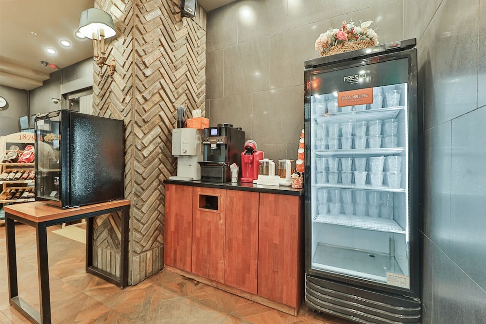 JB Design Hotel 10/77
