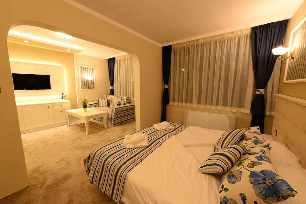 Park Hotel Raya Garden 17/58