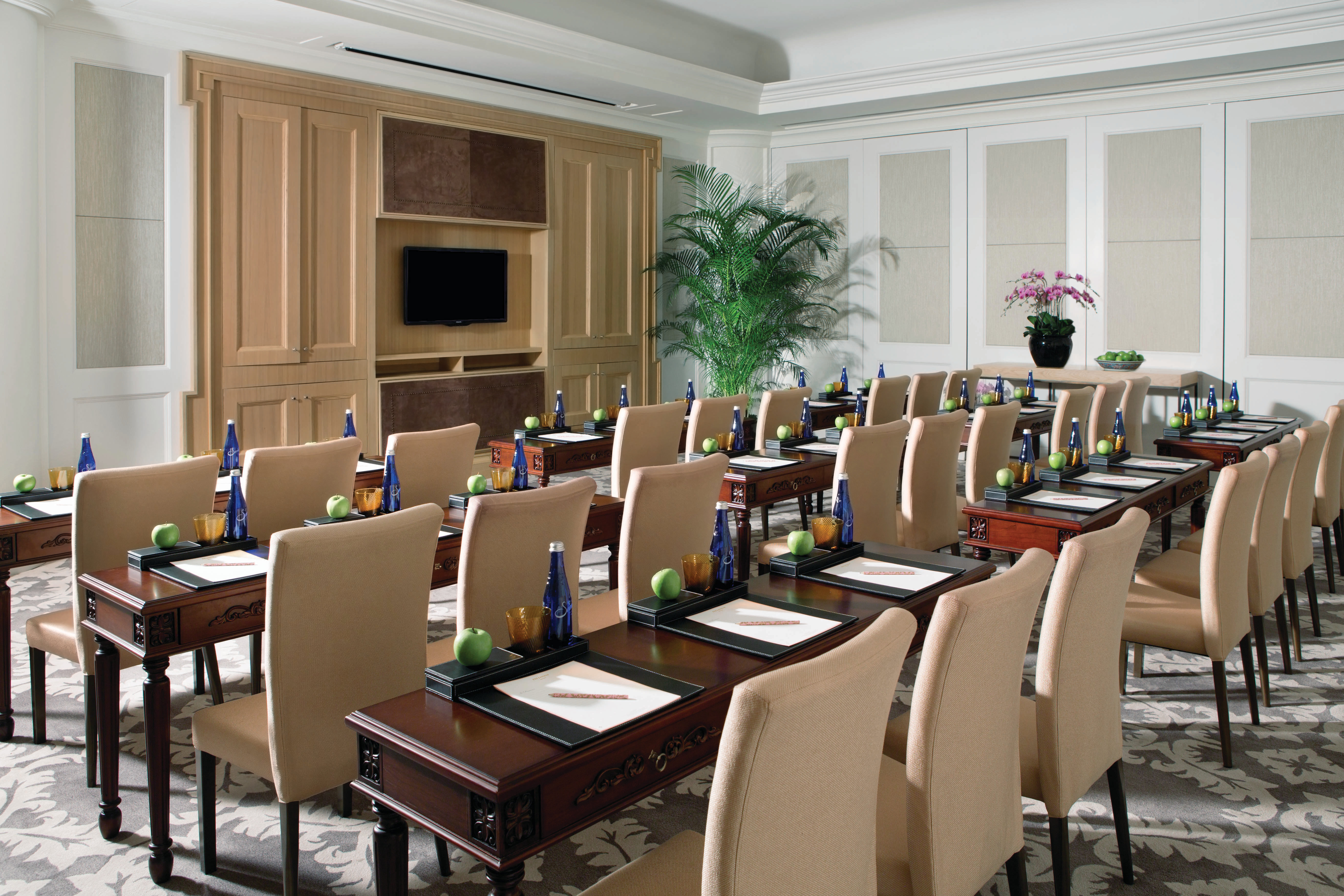 The Langham Shenzhen 73/83