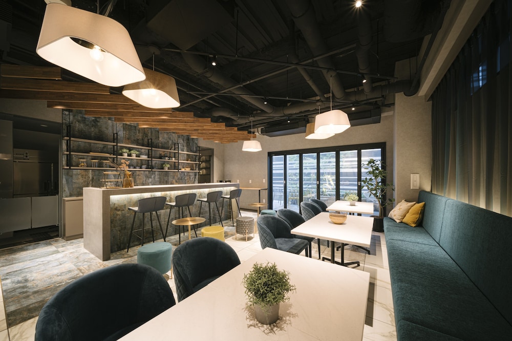 R Hotel Namba South 35/50