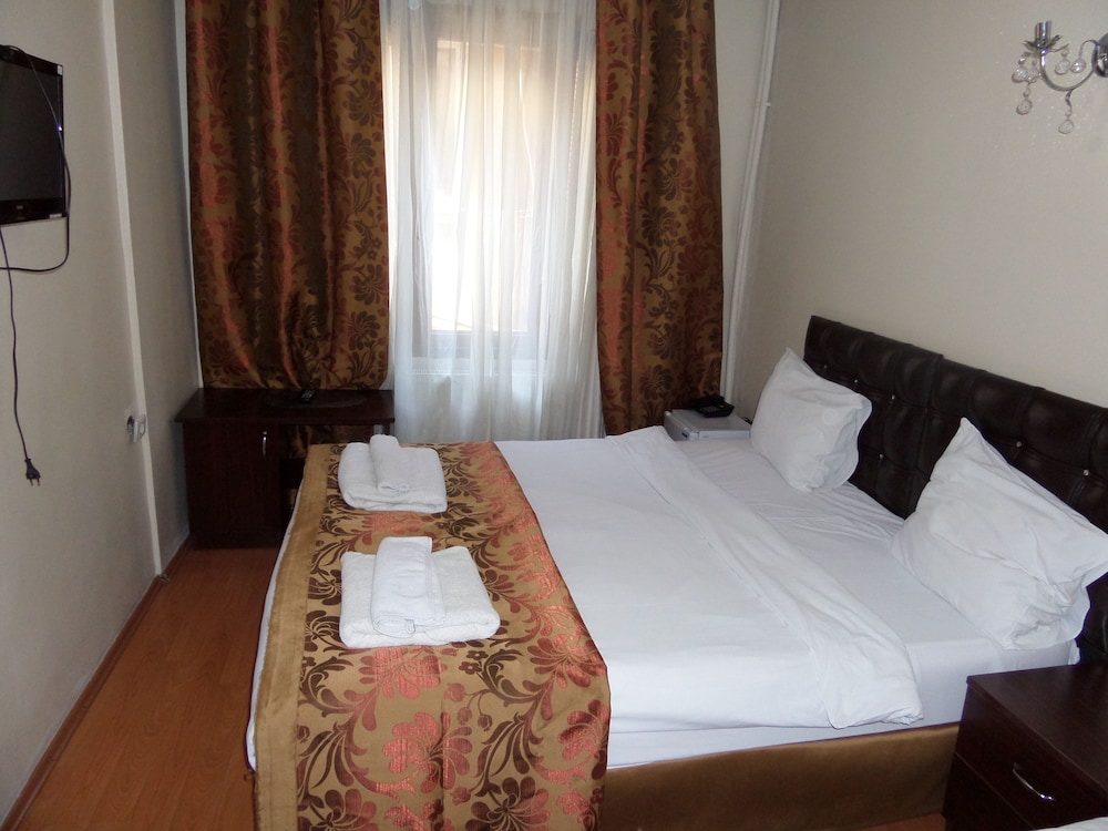 Ercan Inn Hotel 9/62