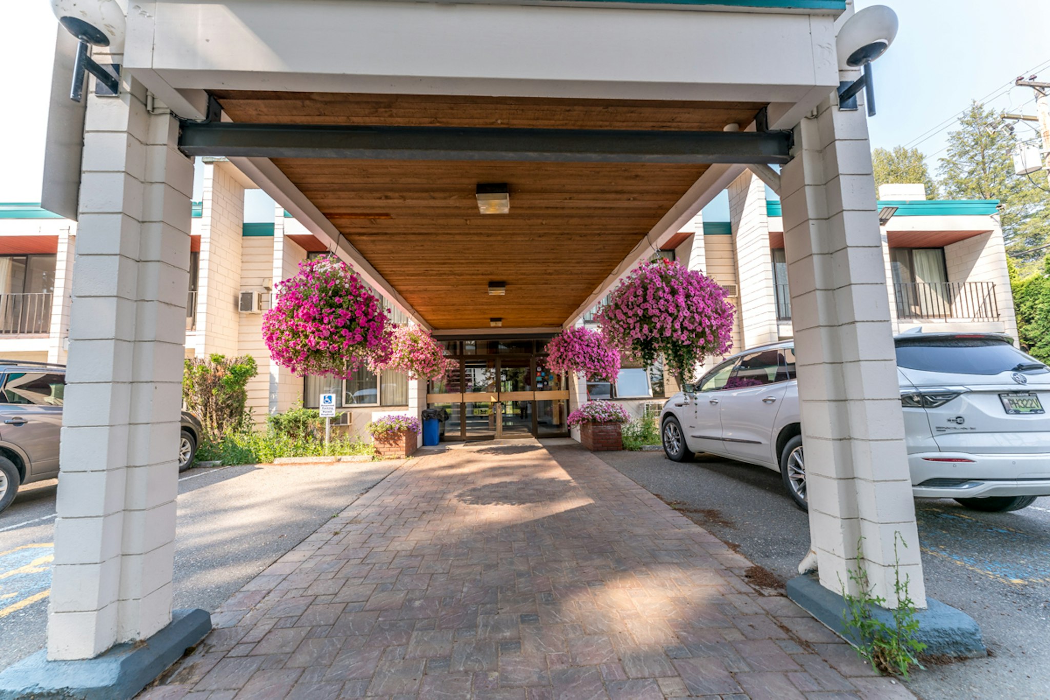 Prestige Riverside Lodge Quesnel 1/18